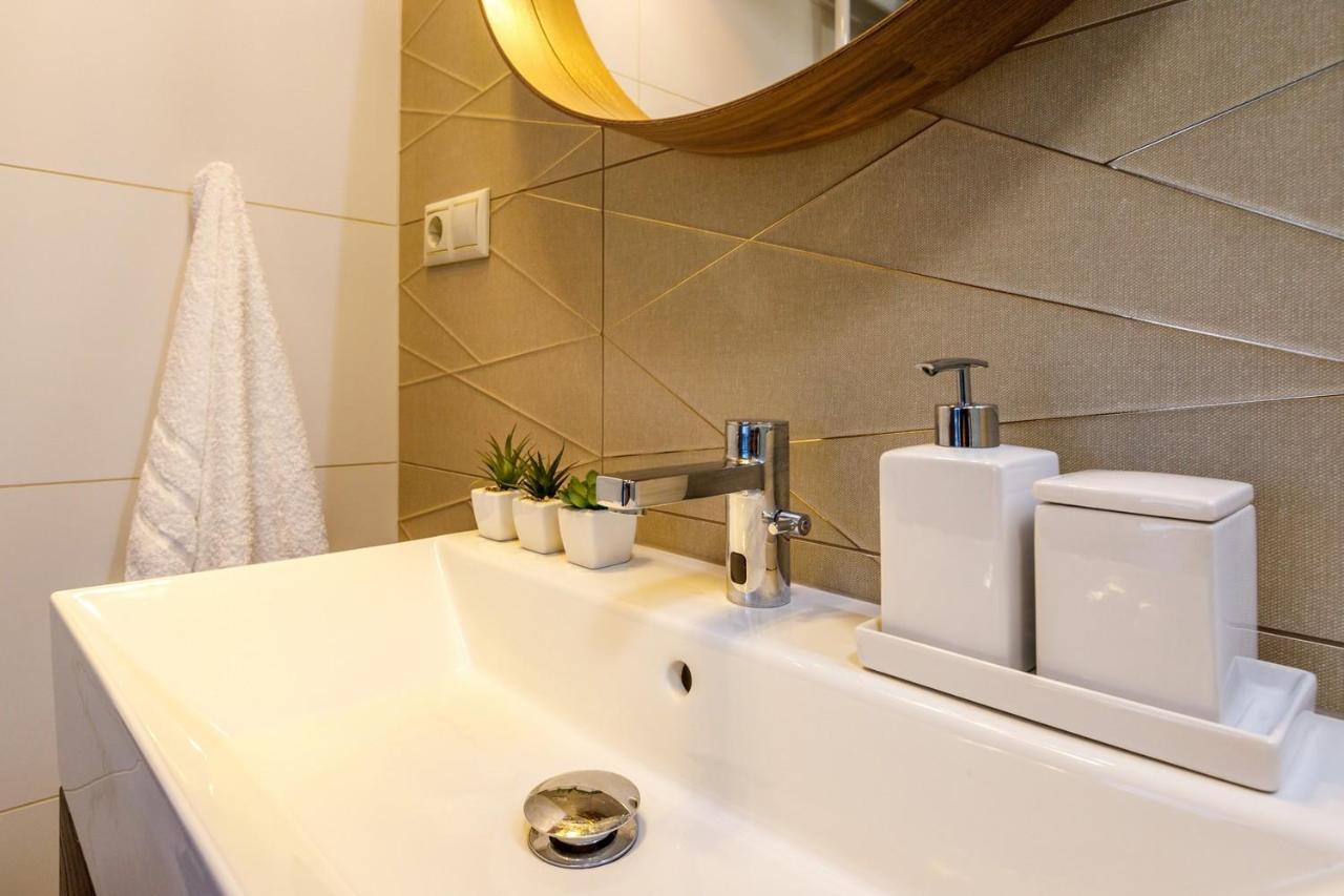 Royal Cafe Apartman Keszthely Kültér fotó