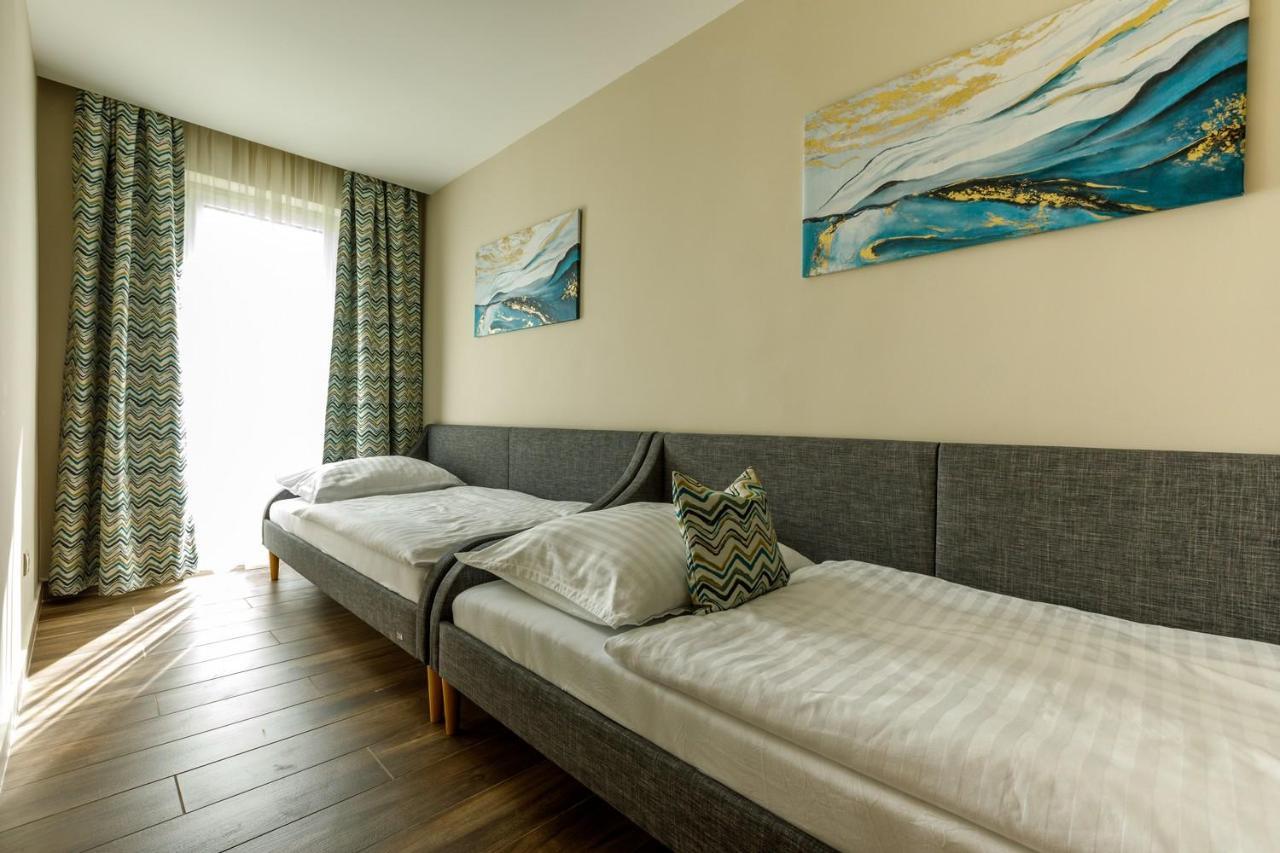 Royal Cafe Apartman Keszthely Kültér fotó