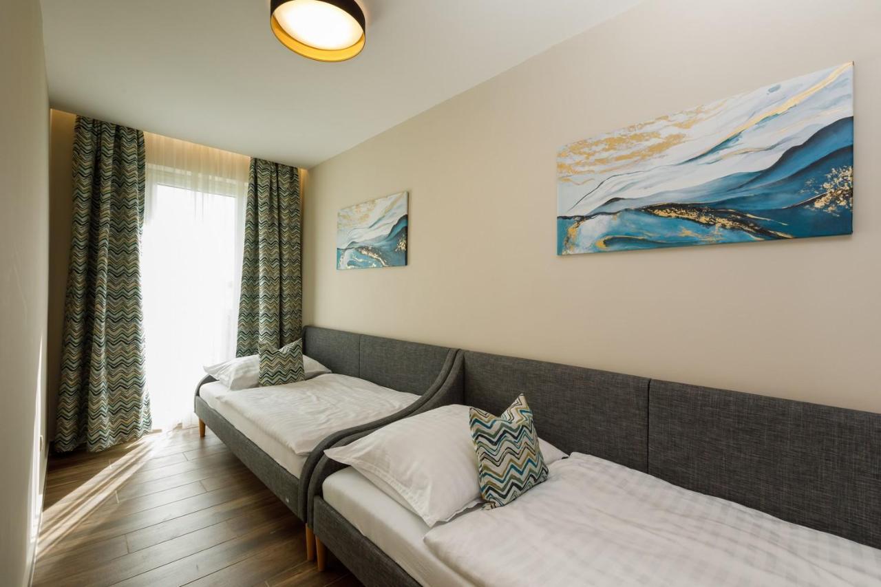 Royal Cafe Apartman Keszthely Kültér fotó