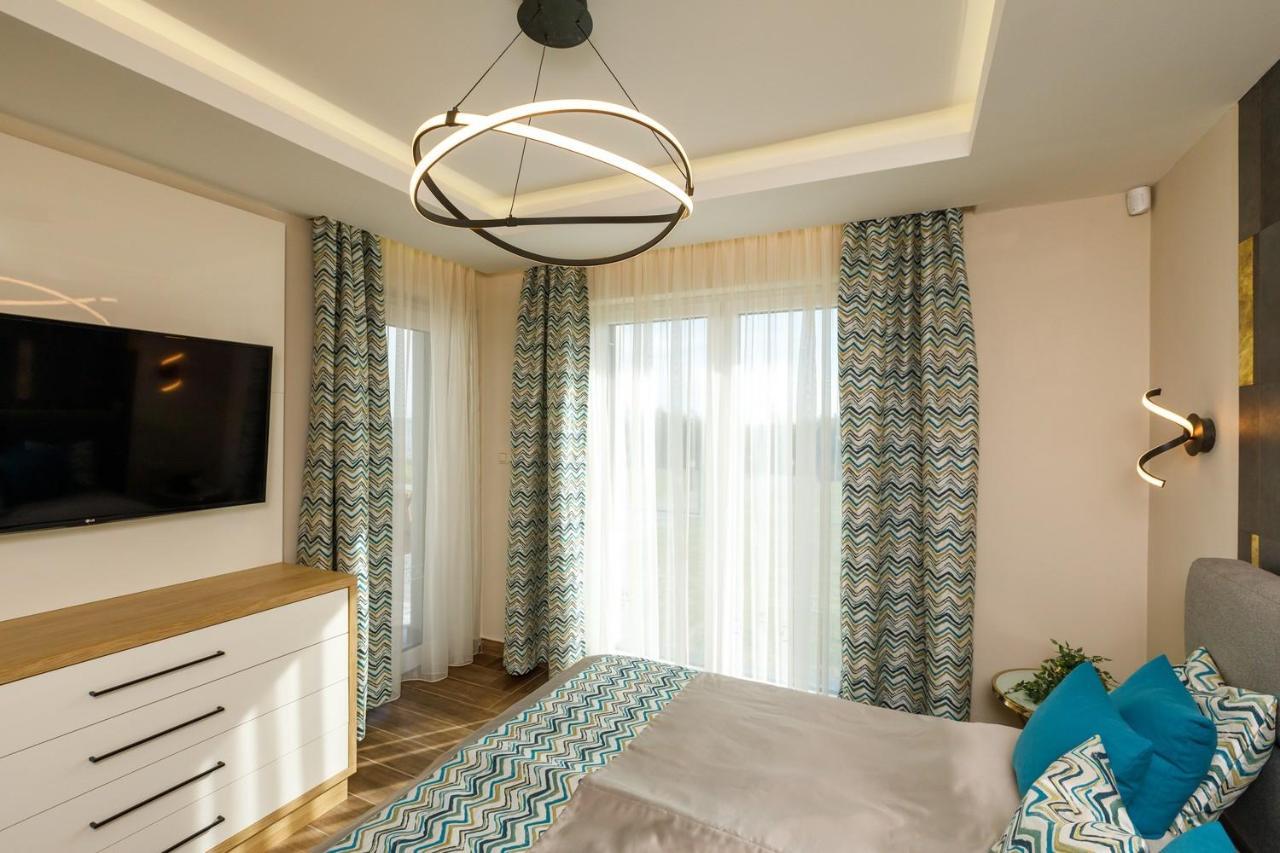 Royal Cafe Apartman Keszthely Kültér fotó